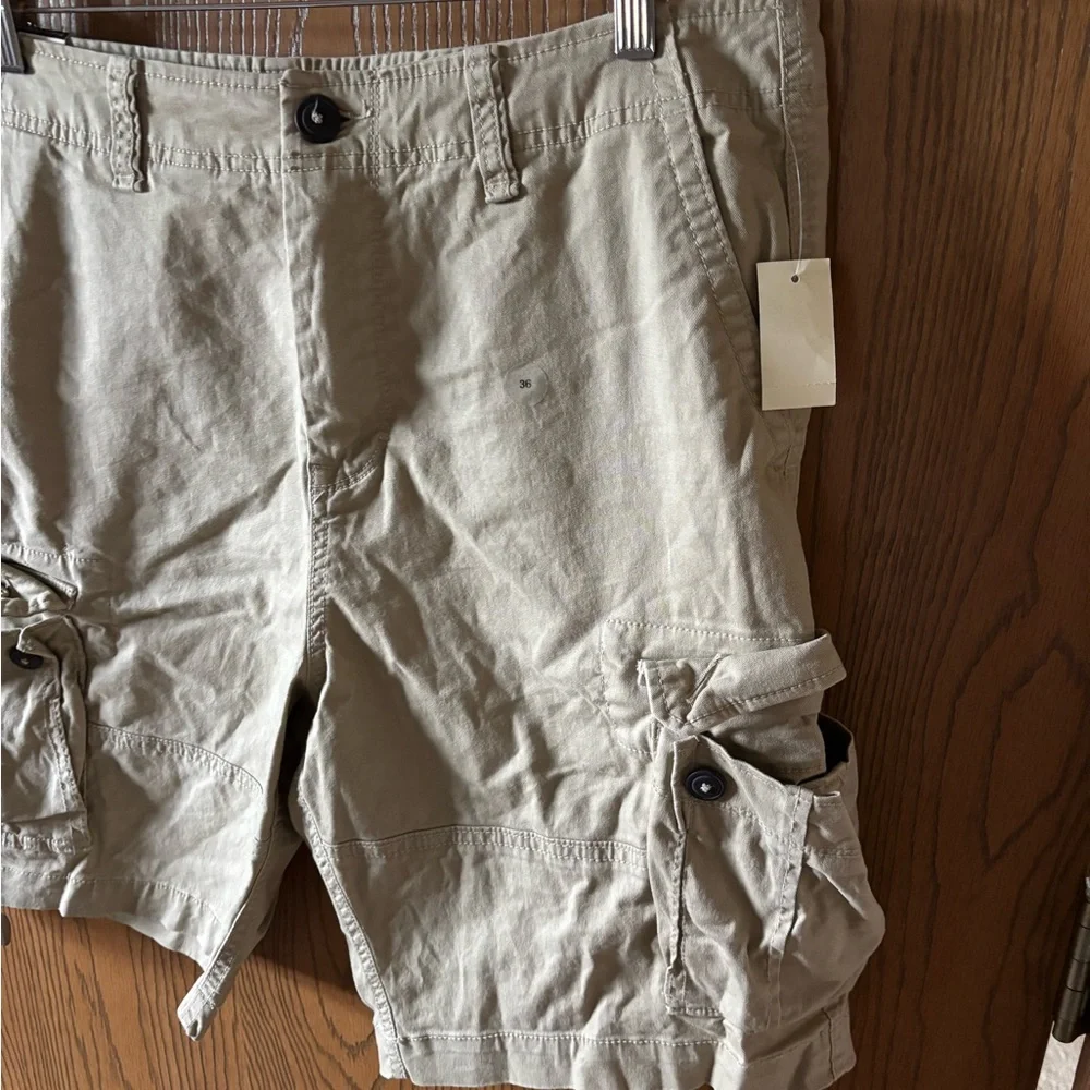 Men's Tan Khaki Cargo Shorts